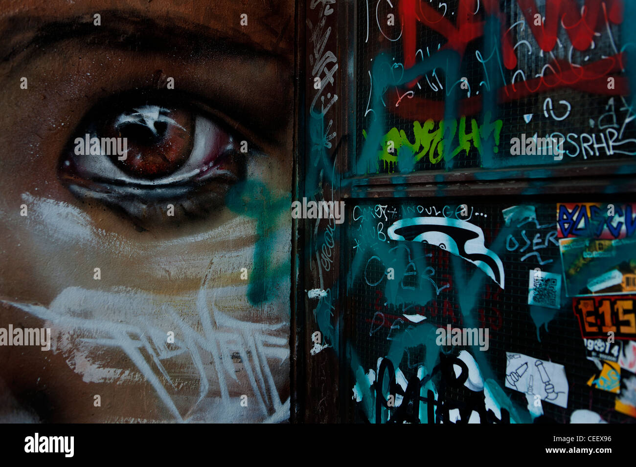 Berlin Graffiti Nachtclub Revaler Strasse Friedrichshain Stockfoto