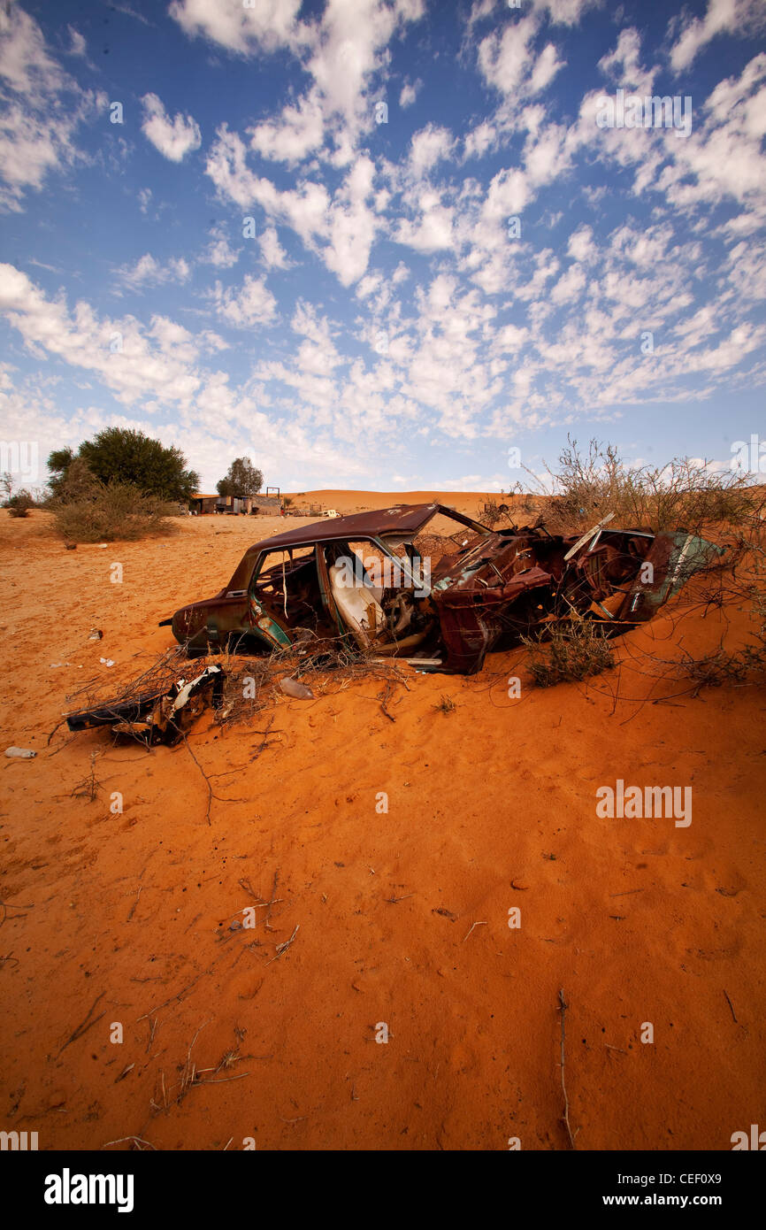 Autowrack in der Kalahari-Wüste in der Nähe der Kgalagadi Transfrontier Park, Südafrika Stockfoto