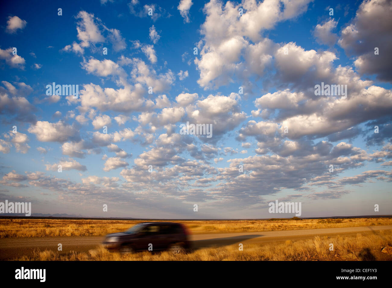 Sonnenaufgang in der Nähe von Keetmanshoop, Südliches Namibia, Afrika Stockfoto