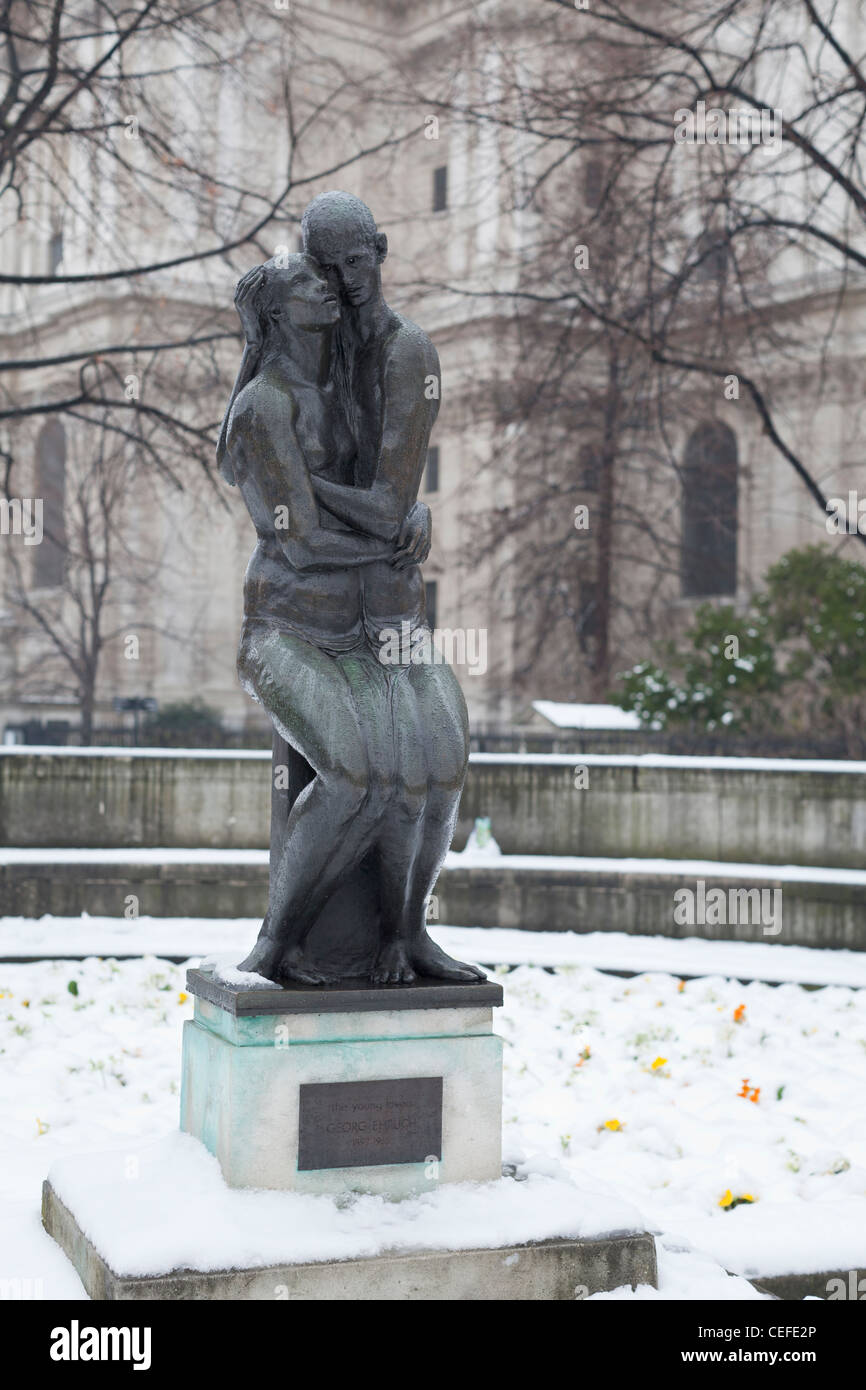 Statue Der Jungen Liebenden Stockfotos und bilder Kaufen Alamy