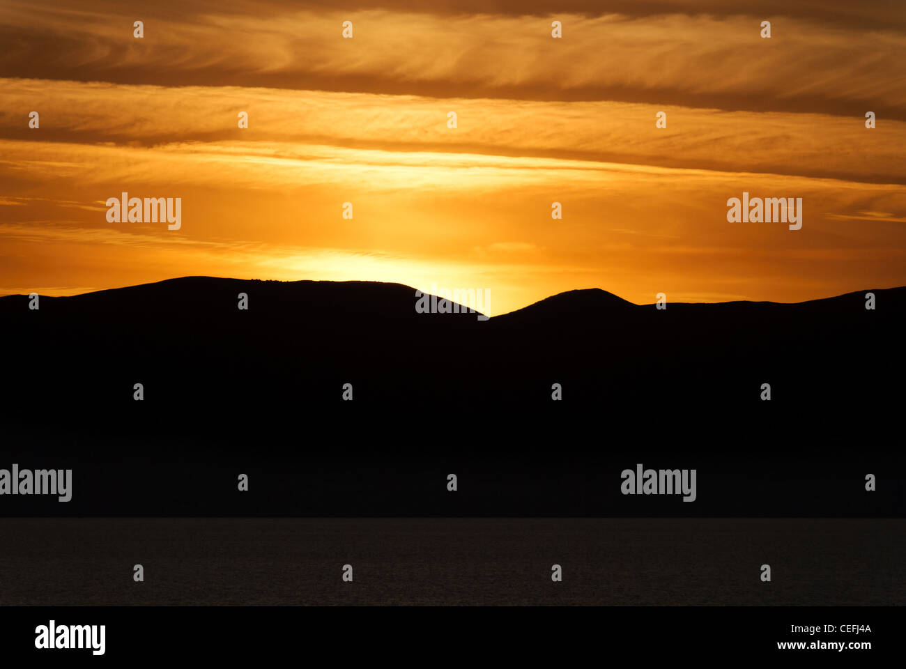 Sonnenuntergang-Streifen in San Vito Lo Capo, Sizilien Stockfoto