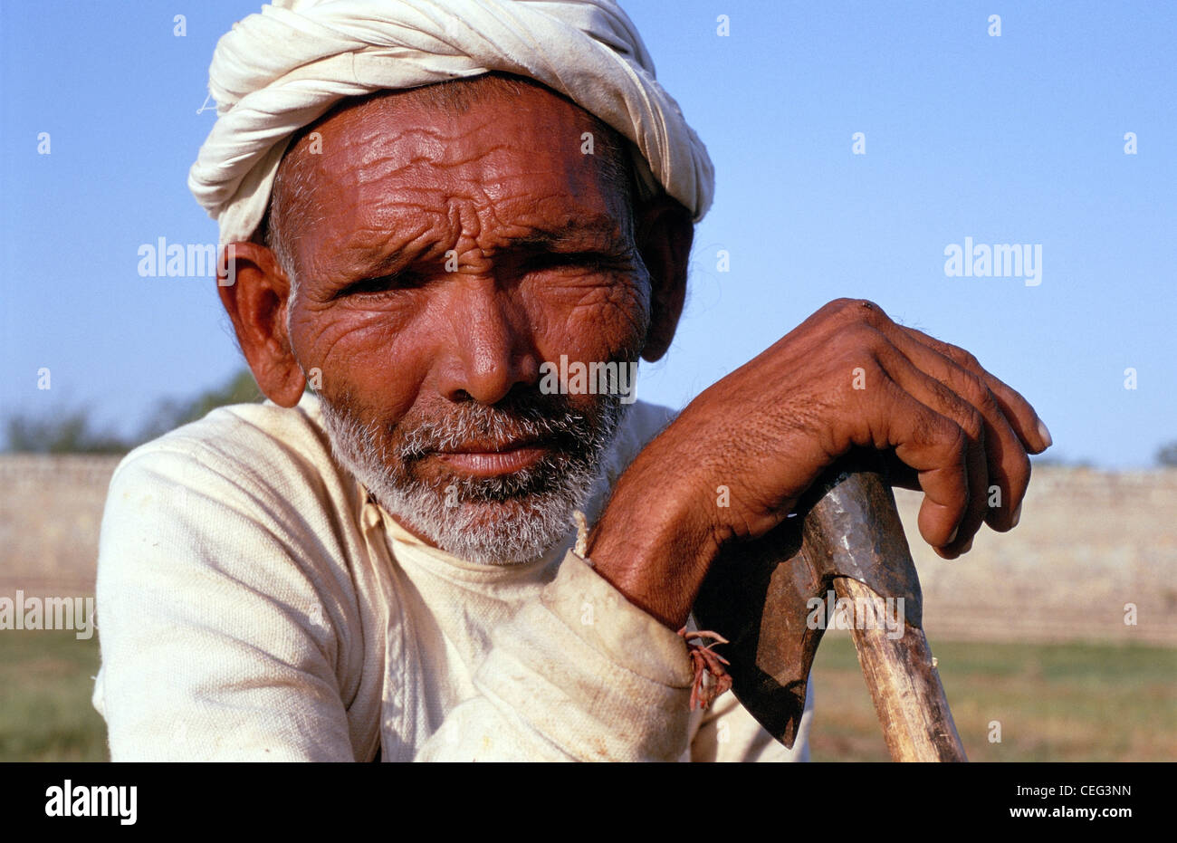 Porträt eines Hirten, die Zugehörigkeit zu der Rebari Kaste (Indien) Stockfoto