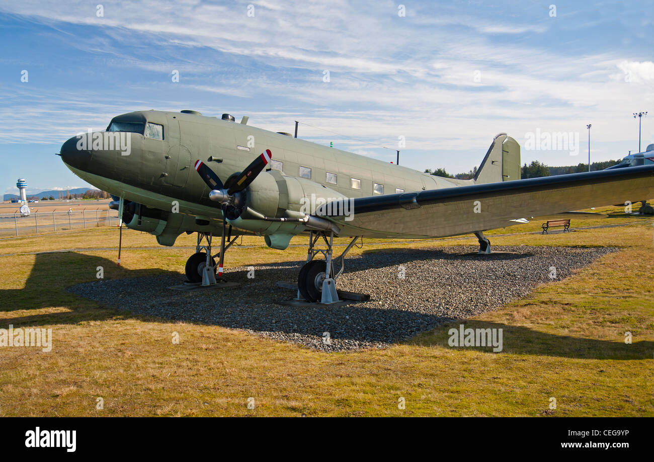 Douglas DC3 Dakota von der Royal Canadian Air Force, Comox Air Base Museum. Vancouver Island, BC. Kanada.  SCO 7985 Stockfoto