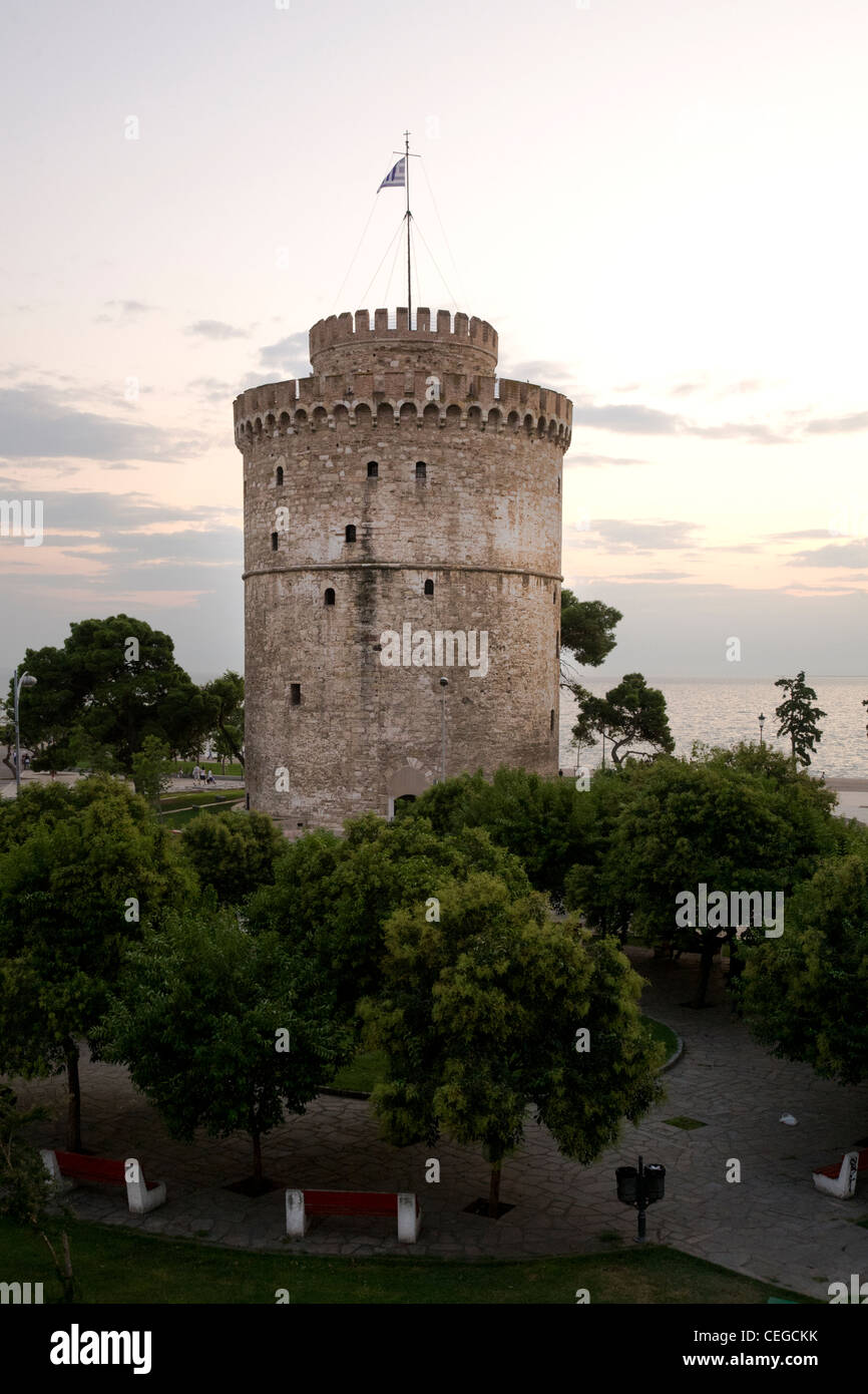 Der weiße Turm von Thessaloniki, Makedonien, Griechenland, Europa. Stockfoto