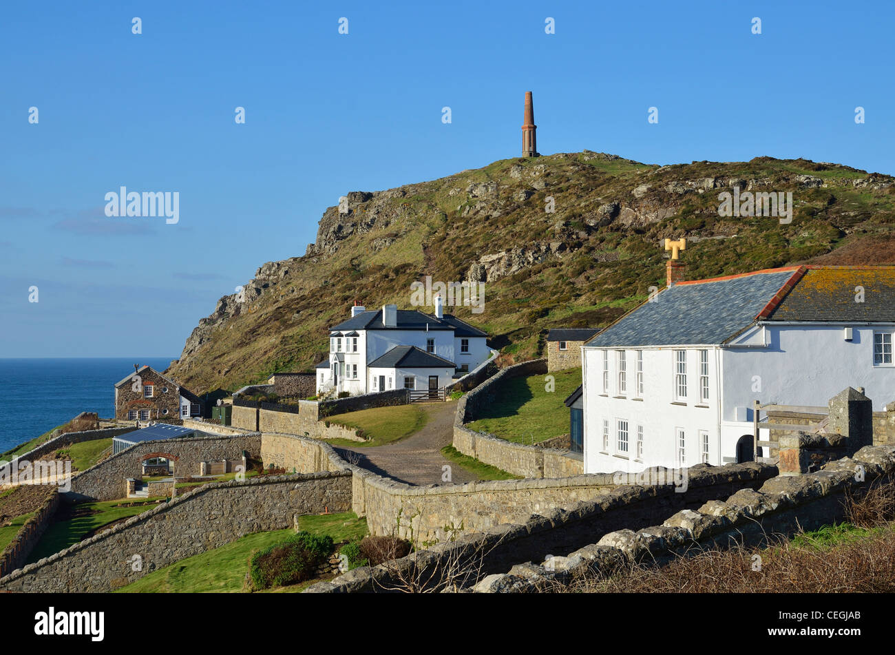 Ferienimmobilien an der Cape Cornwall, UK Stockfoto