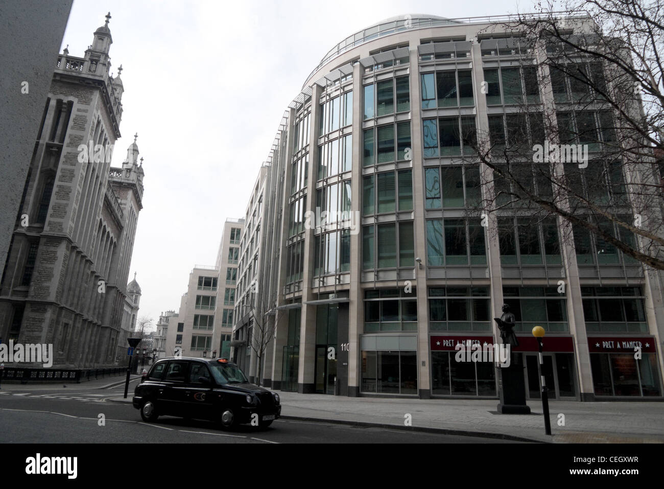 Ein Blick auf das Brötchen Gebäude in der Stadt London England UK KATHY DEWITT Stockfoto