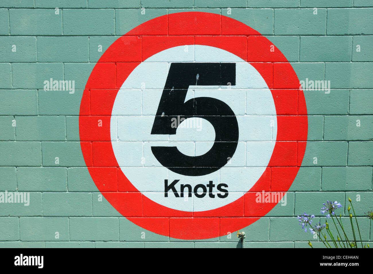 5 Knoten Höchstgeschwindigkeit Zeichen Stockfoto