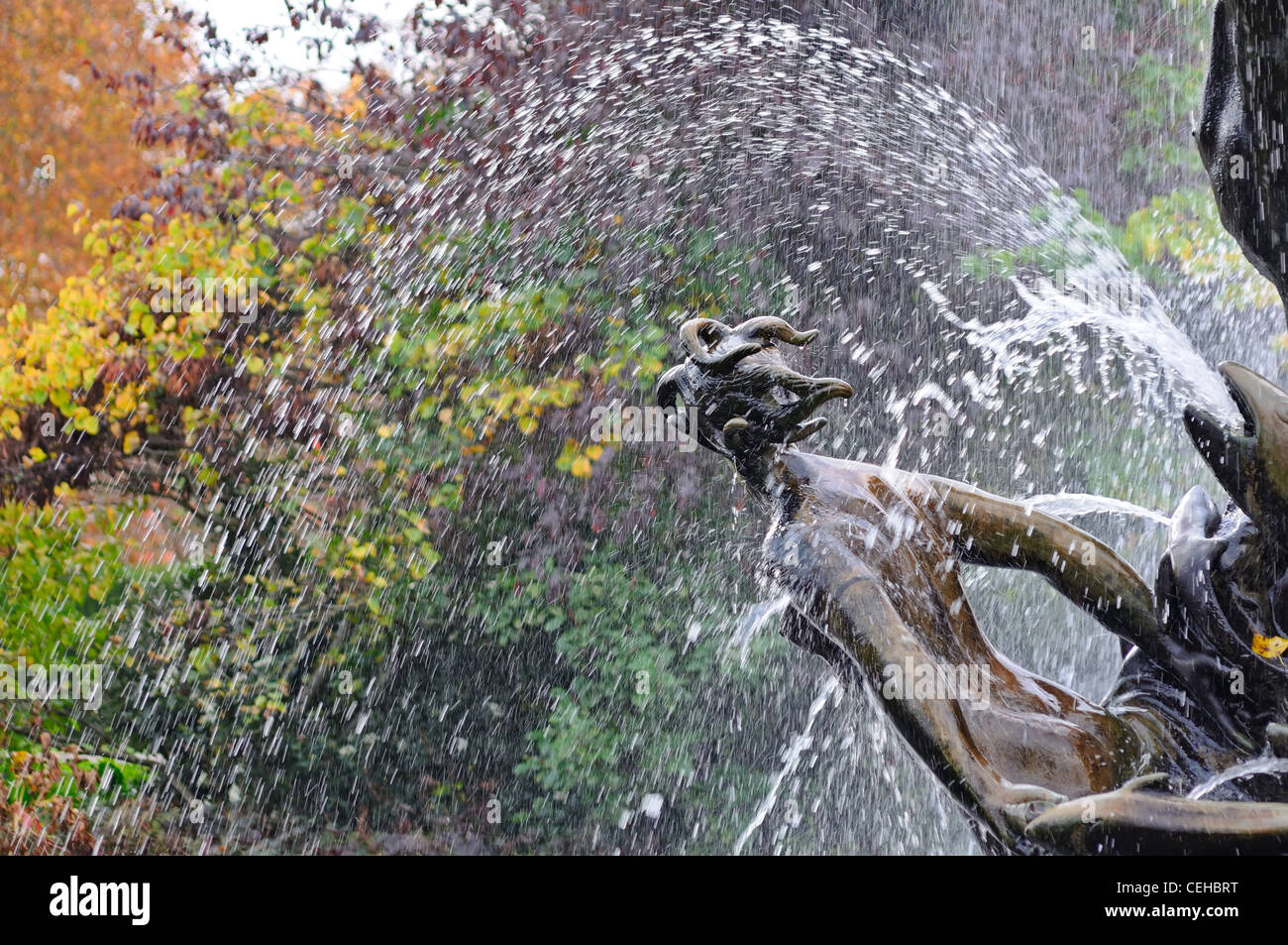 London: Fragment des Brunnens im Regents Park Stockfoto