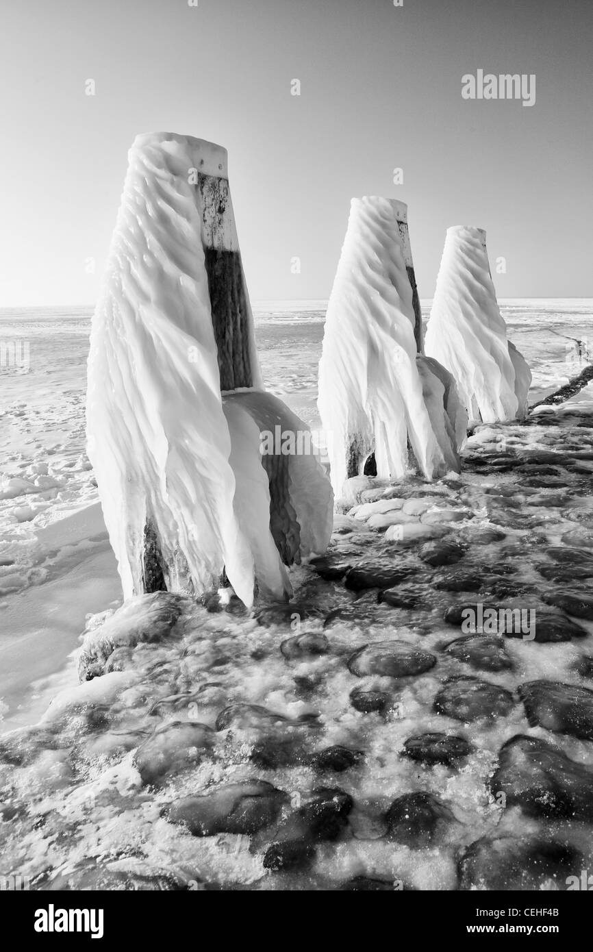 Gefrorene Ijsselmeer bei starkem Frost im Winter 2012 Stockfoto