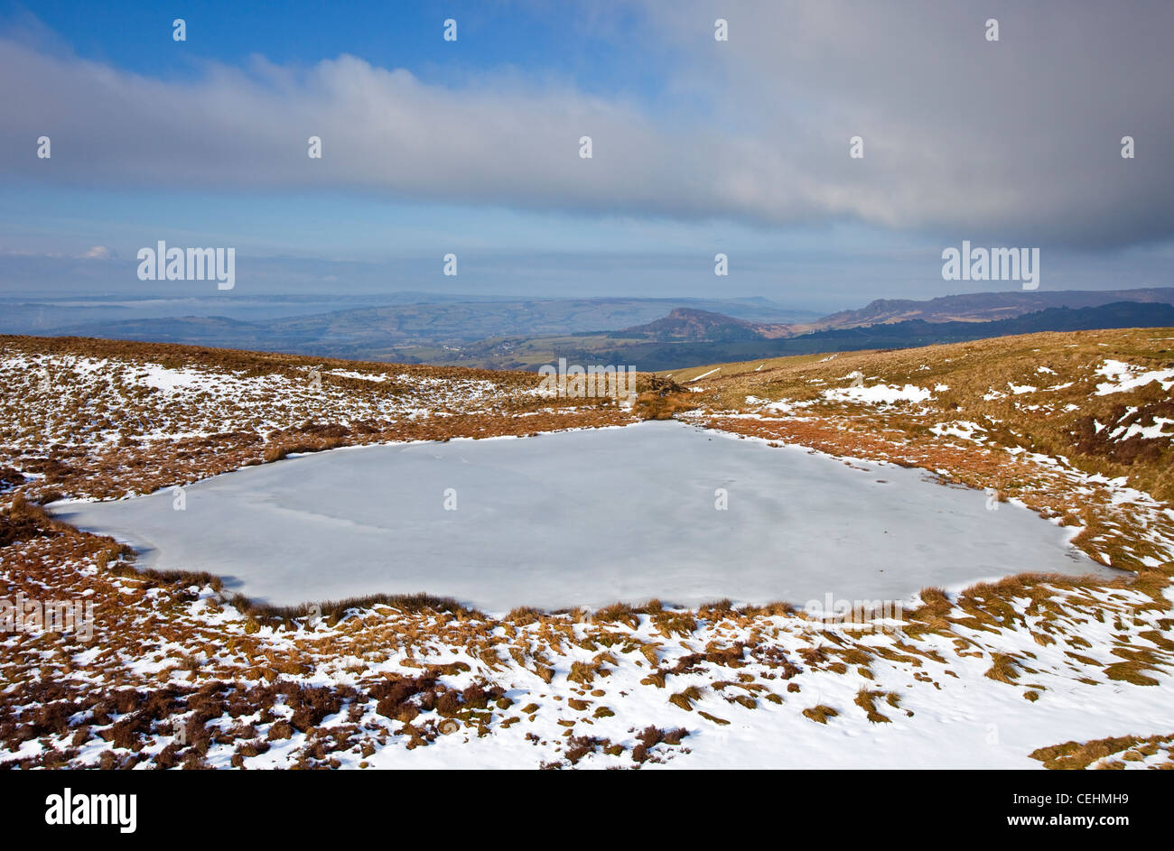 Winter im Peak District National Park Staffordshire Moorlandschaften England UK Stockfoto