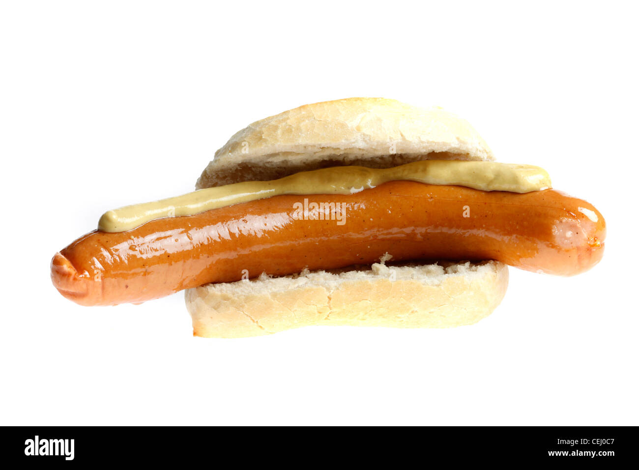 Ernährung, Fast-Food. Bockwurst, Würstchen, Frankfurter Stil gedämpft. Mit Senf. Hergestellt aus verschiedenen Arten von Fleisch. Stockfoto