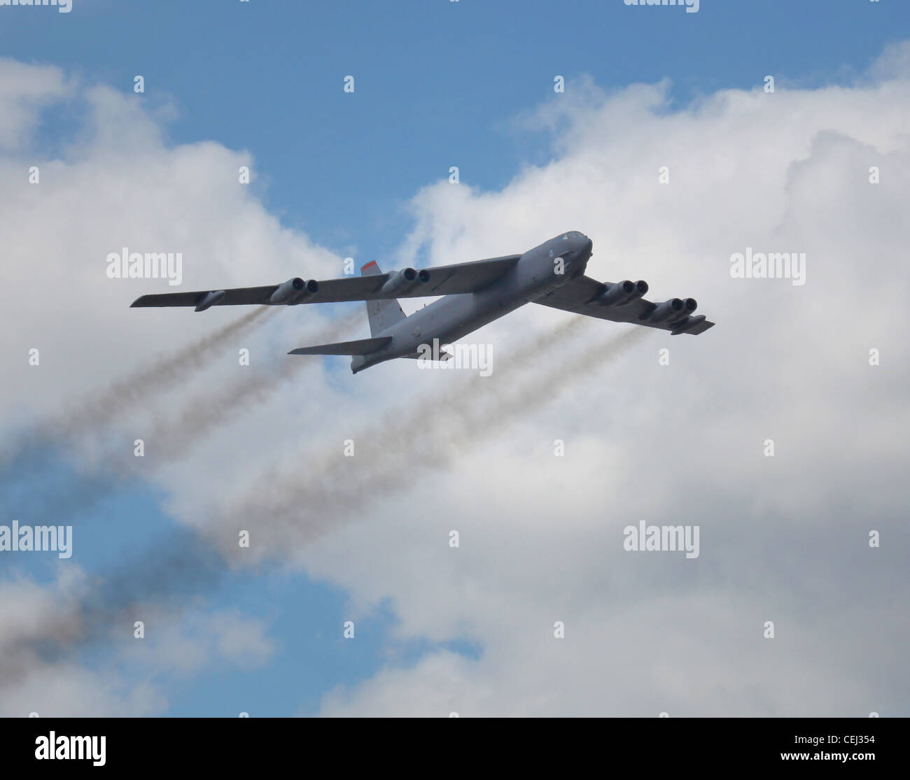 Boeing b-52 Stratofortress Langstrecken, subsonic, strahlgetriebenen strategischen Bomber auf der Farnborough International Airshow 2010 Stockfoto