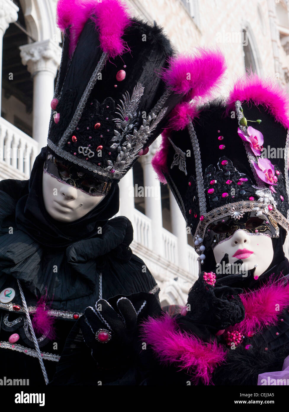 Markiert Menschen im Karneval oder Carnevale in Venedig Italien Stockfoto