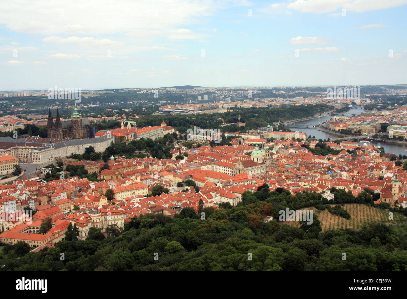 Stadtbild von Prag in tschechischer, rote Dächer Stockfoto