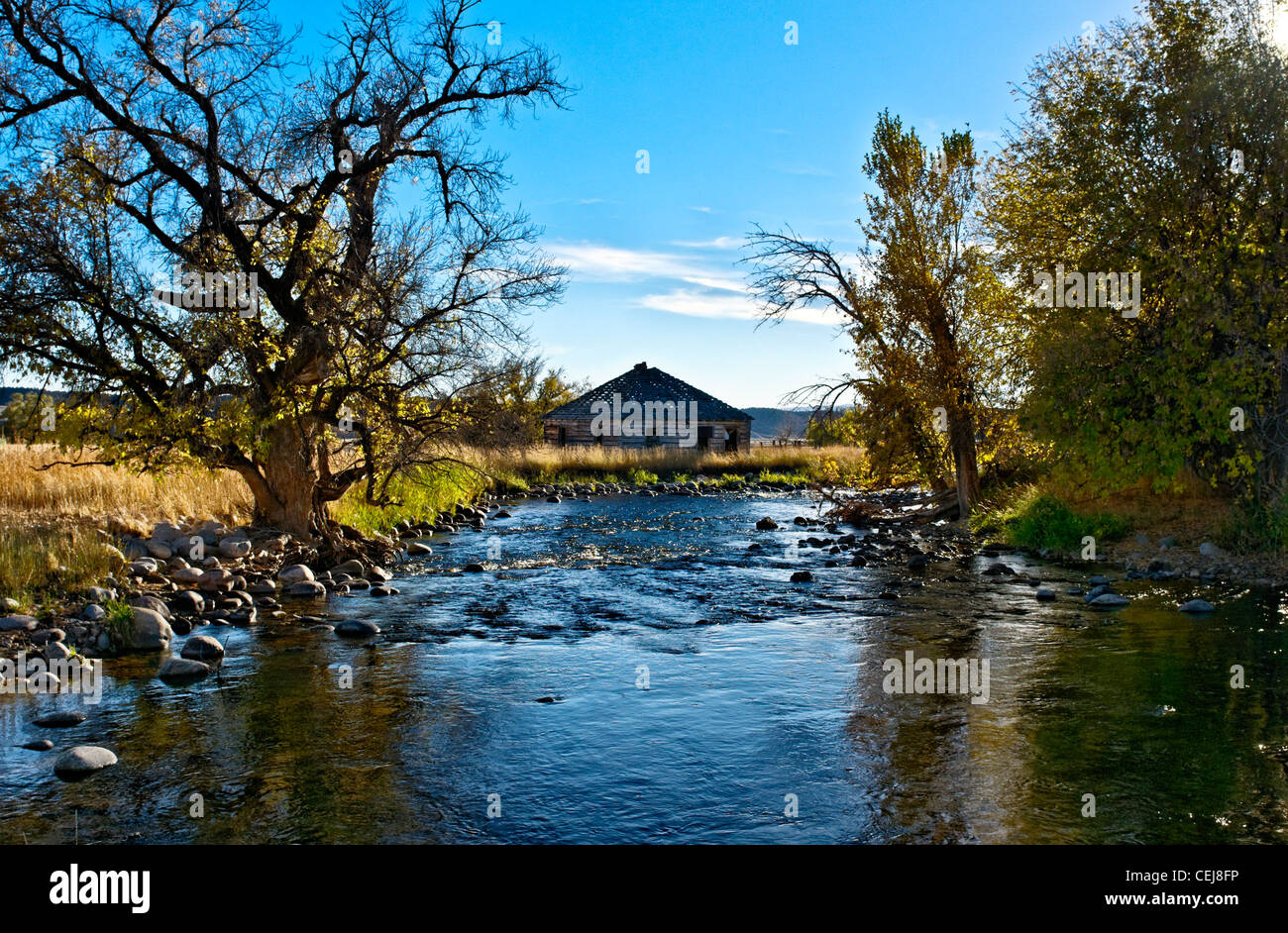 Abgelegenen Gehöft entlang Hwy 16, zehn Schlaf Wyoming Stockfoto