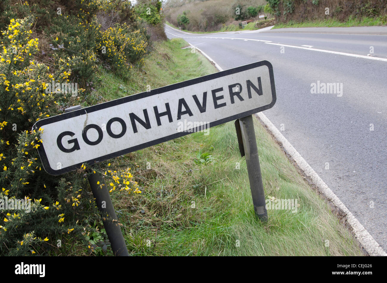 Roadsign richtiges ungewöhnliche Placenames von Cornwall. Stockfoto