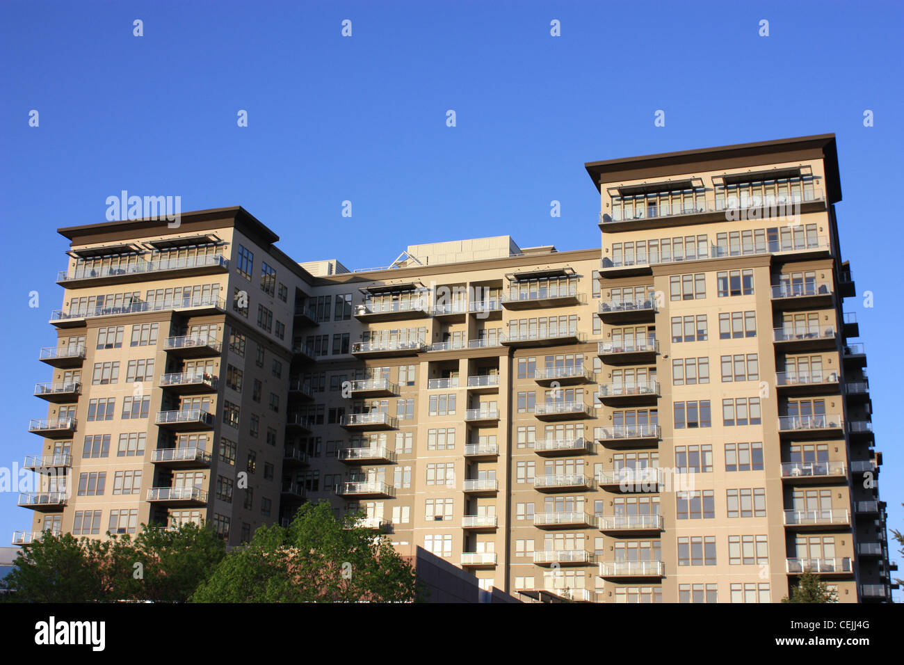 Große gewerbliche Wohnung Eigentumswohnung Hochhaus Stockfoto