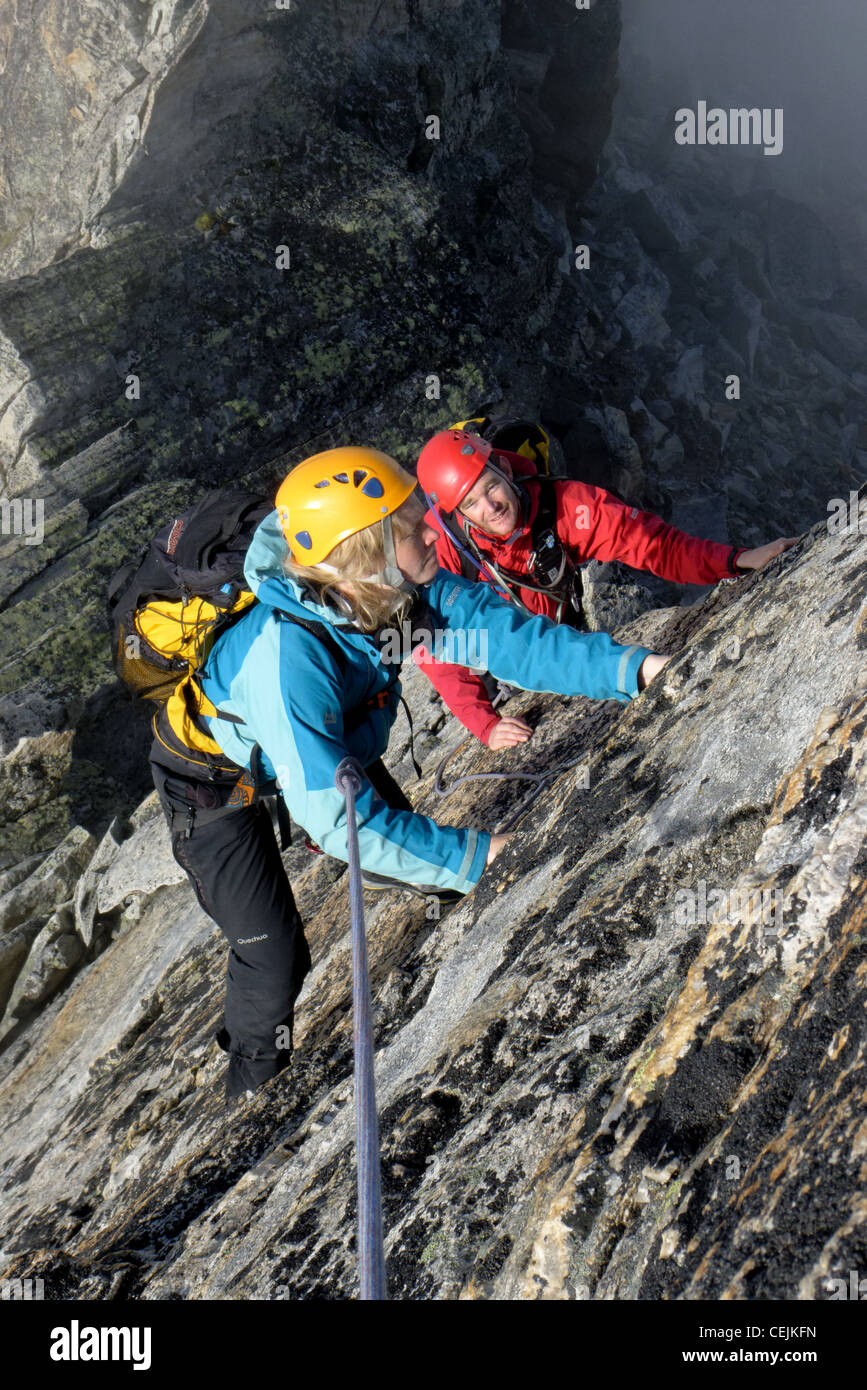 Alpine Kletterer auf dem Dri Horlini Schweiz Stockfoto