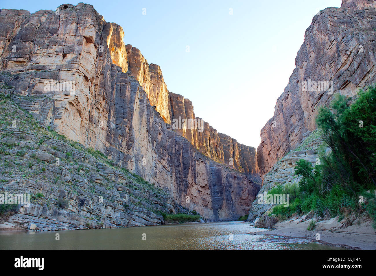 Santa Elena Canyon Rio Grande Big Bend Nationalpark Usa Texas Und Mexiko Grenze Stockfotografie Alamy