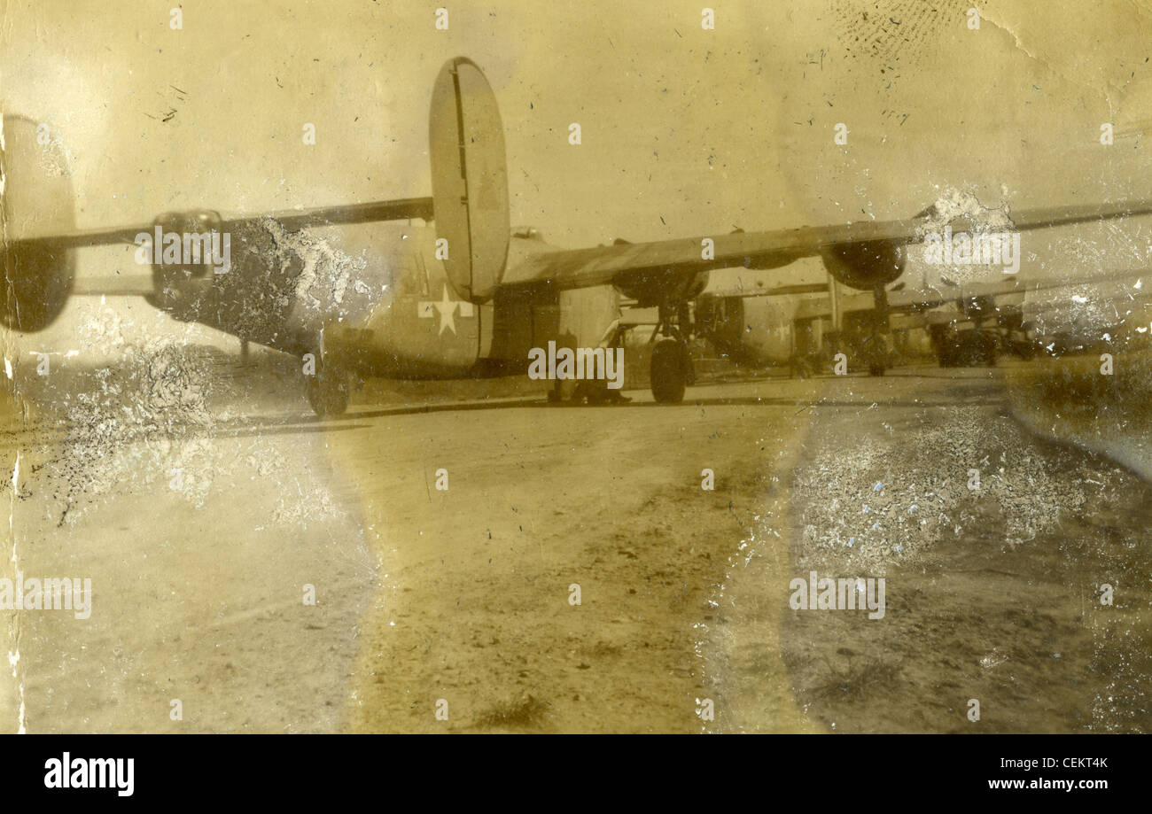 308. Bombergruppe, 14. Army Air Force, China Birma Indien, dem zweiten Weltkrieg WWII. B24-Flugzeuge für den Start aufgereiht. Stockfoto