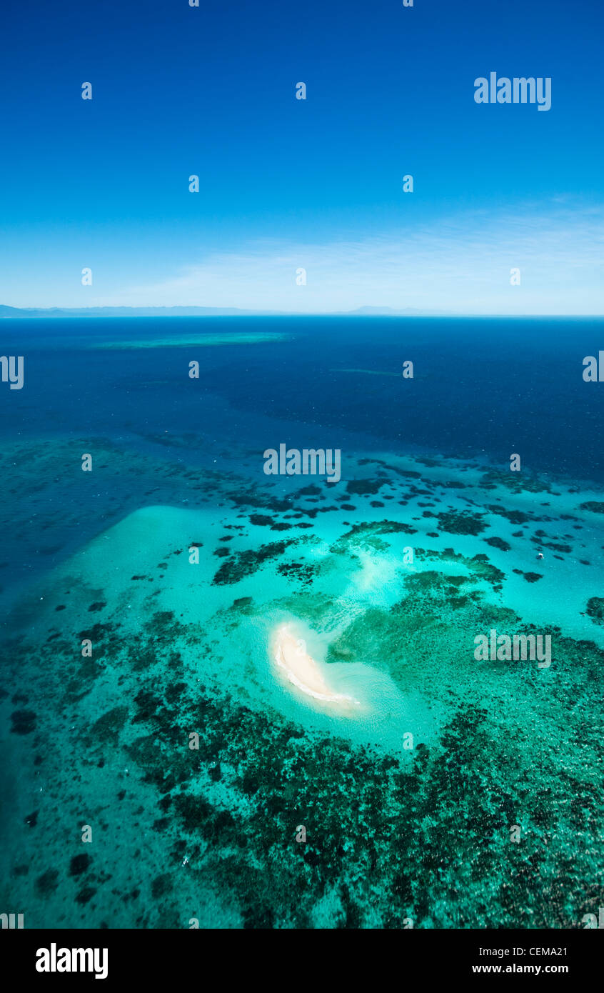 Luftaufnahme des Vlassof Cay, in der Nähe von Cairns. Great Barrier Reef Marine Park, Queensland, Australien Stockfoto