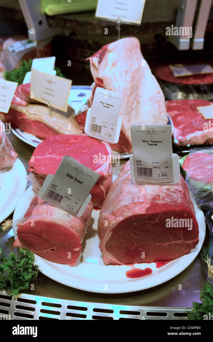 Gelenke von Rindfleisch in einem Hofladen anzeigen Stockfoto
