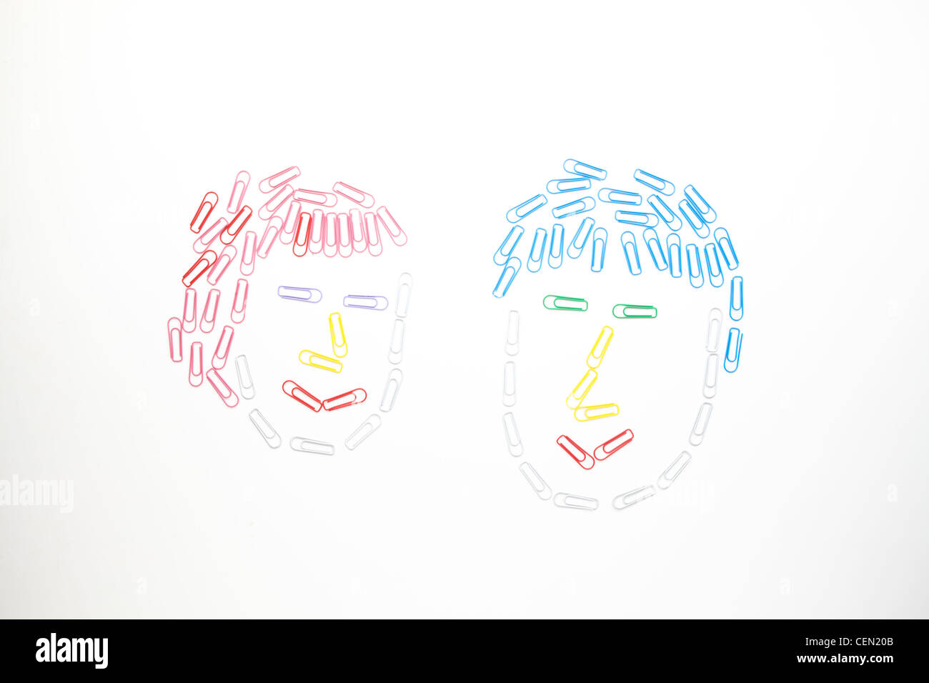 Frau und Mann aus Papier Clips Stockfoto