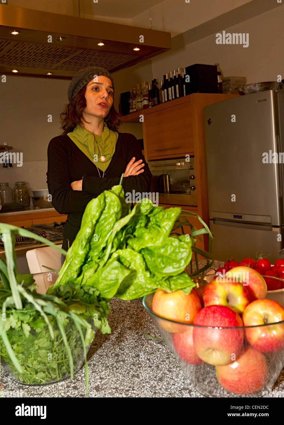 Starkoch Tali Friedman führt Koch Klinik in Mahane Yehuda Markt, Jerusalem, Israel. Stockfoto