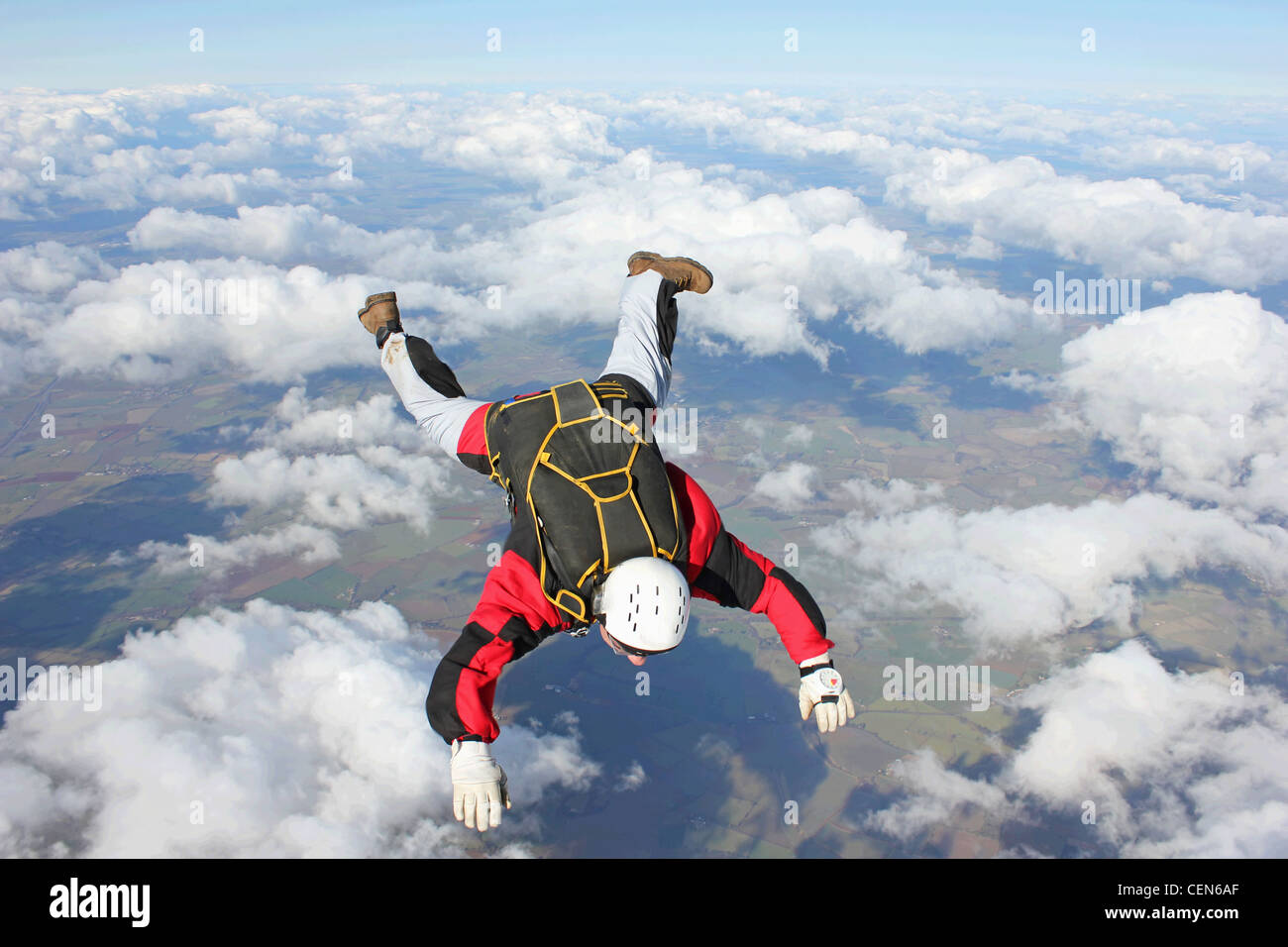Nahaufnahme der Fallschirmspringer im freien Fall Stockfoto