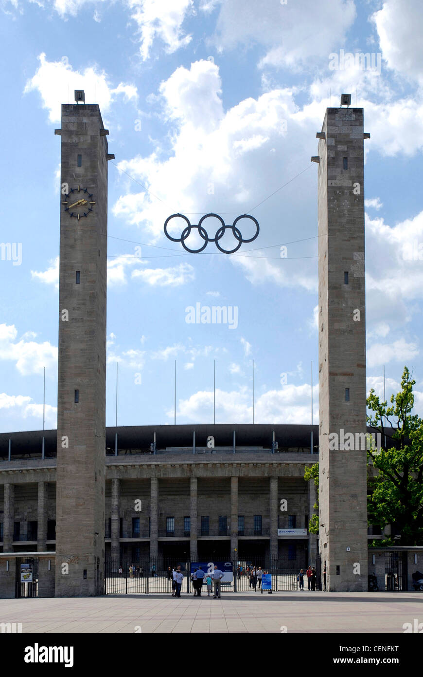 Stadium Ringen Entrance olympic stadium olympiastadion berlin -Fotos und -Bildmaterial ...