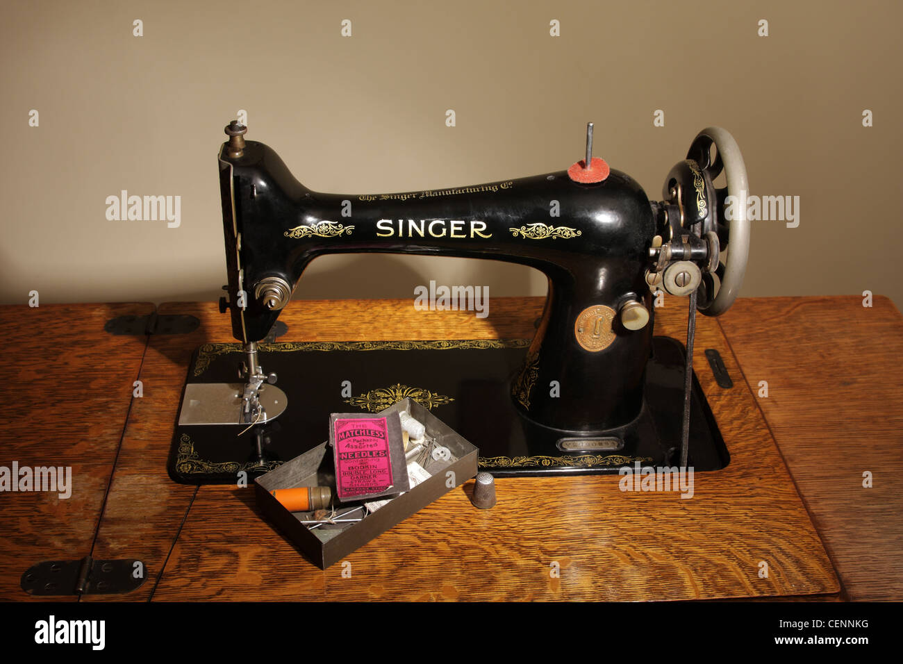 Ein Vintage Pedal-Singer-Nähmaschine Baujahr 1925 Stockfotografie - Alamy