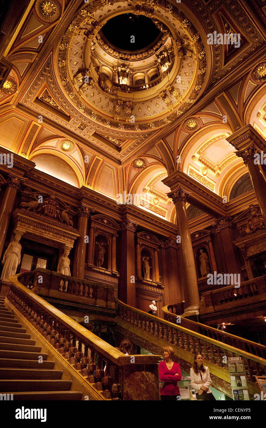 Der reich verzierte Eingangshalle, das Fitzwilliam Museum, Cambridge UK Stockfoto