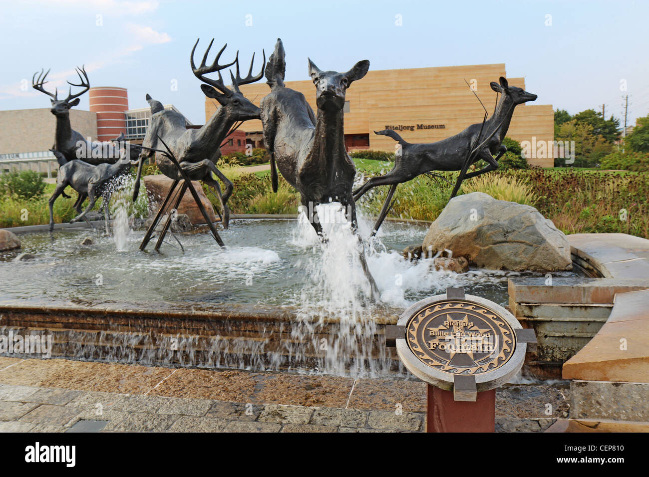 Richard und Billie Lou Holz Hirsch Brunnen in der Mitte der Innenstadt von Indianapolis, Indiana Stockfoto