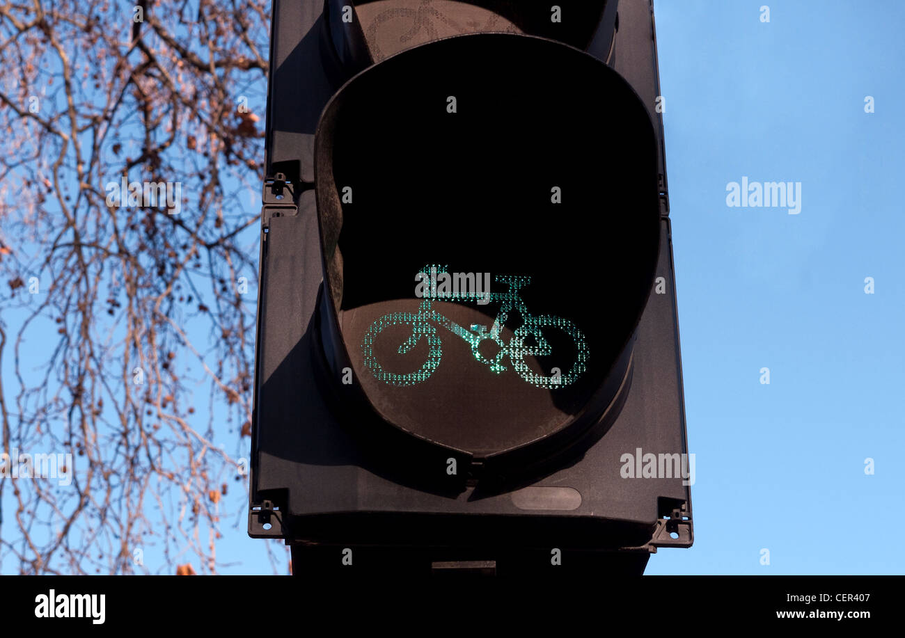 Bike-Lane-Ampel zeigt grün für Go Stockfoto