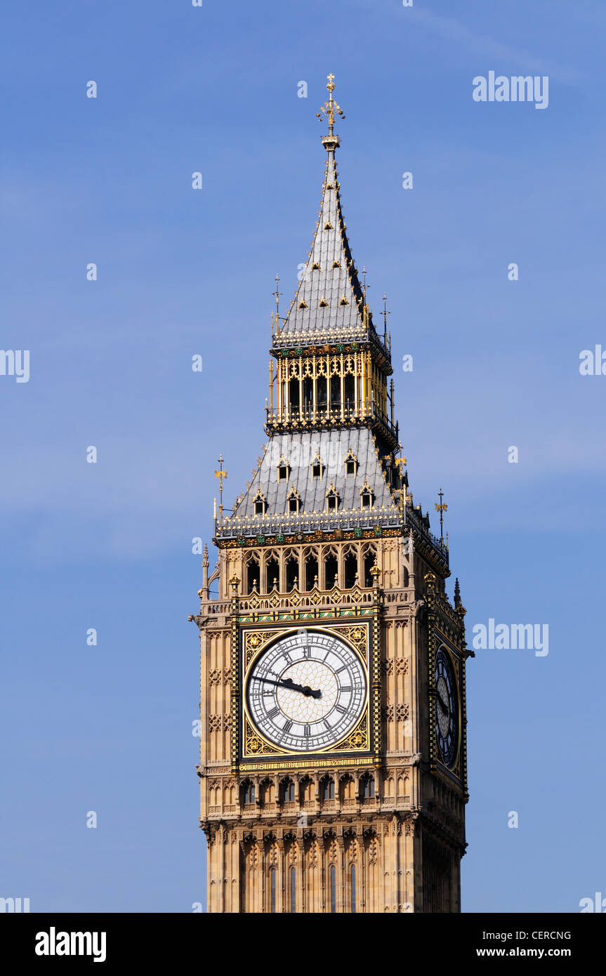 Nahaufnahme von Big Ben, die größte vier-faced schlagende Uhr und der dritthöchste freistehende Glockenturm in der Welt. Stockfoto