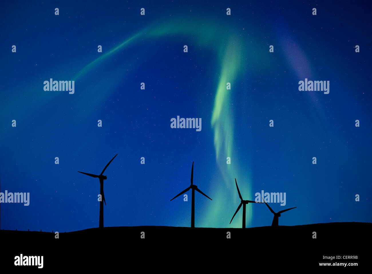 Windpark und Northern Lights-Aurora Borealis-Kanada Stockfoto