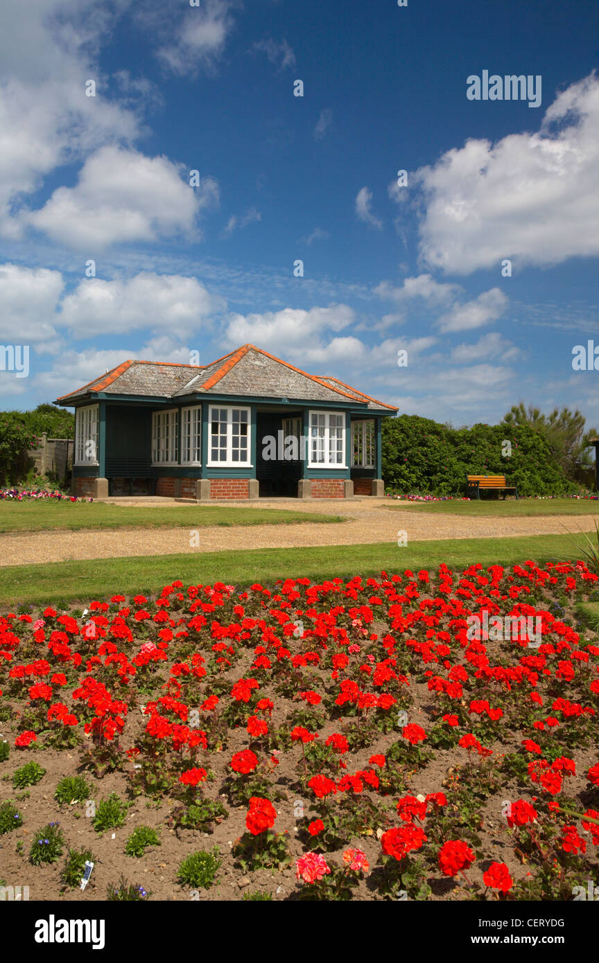 Eine Promenade Unterschlupf bei Mundesley in Norfolk. Stockfoto