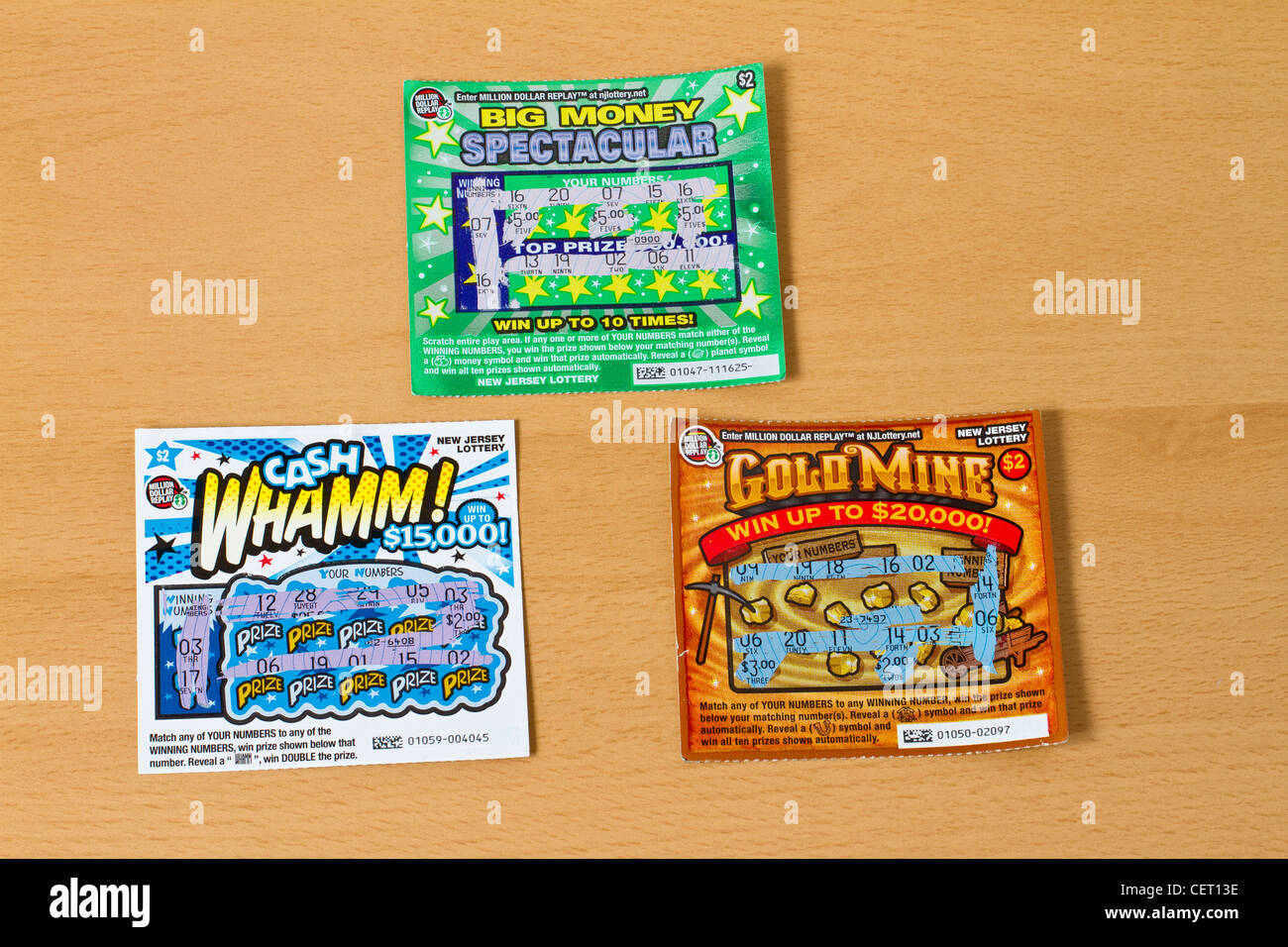 Rubbellos Lotto Karten, spektakuläre Big Money, Goldmine, Cash Whamm zu  gewinnen!, New Jersey Lotterie Stockfotografie - Alamy