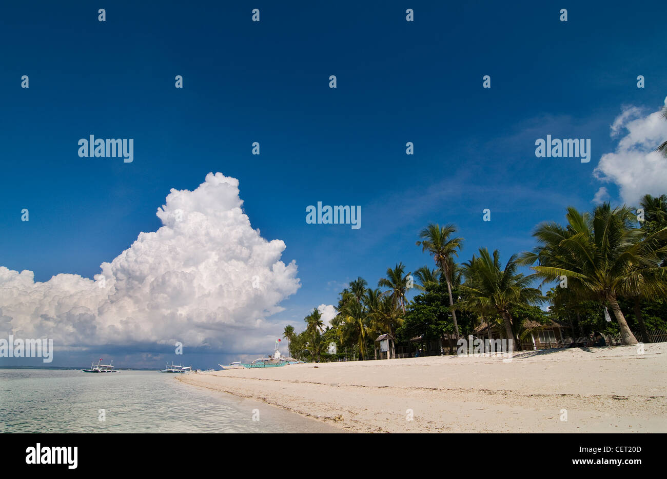 Schöne romantische Strände in den Philippinen. Stockfoto