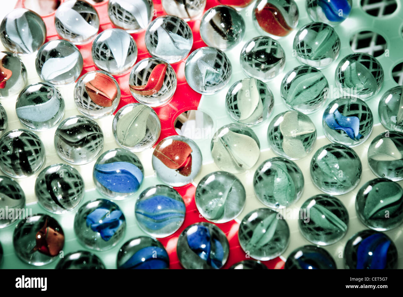 Chinese Checkers Glas Kugel Hintergrund Stockfoto