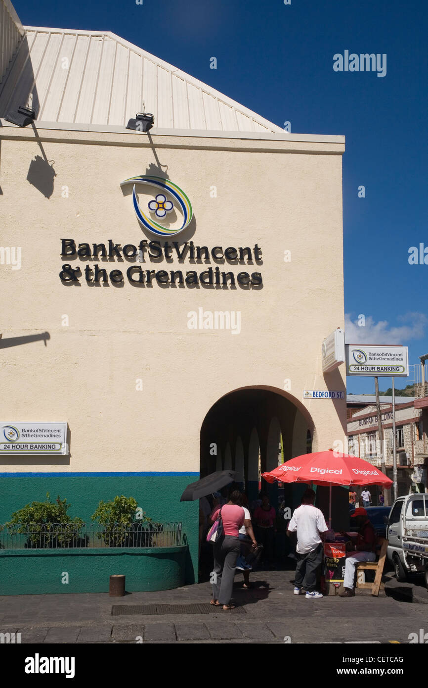 Karibischen St. Vincent, Kingstown, Bank von St.Vincent & Grenadinen Stockfoto