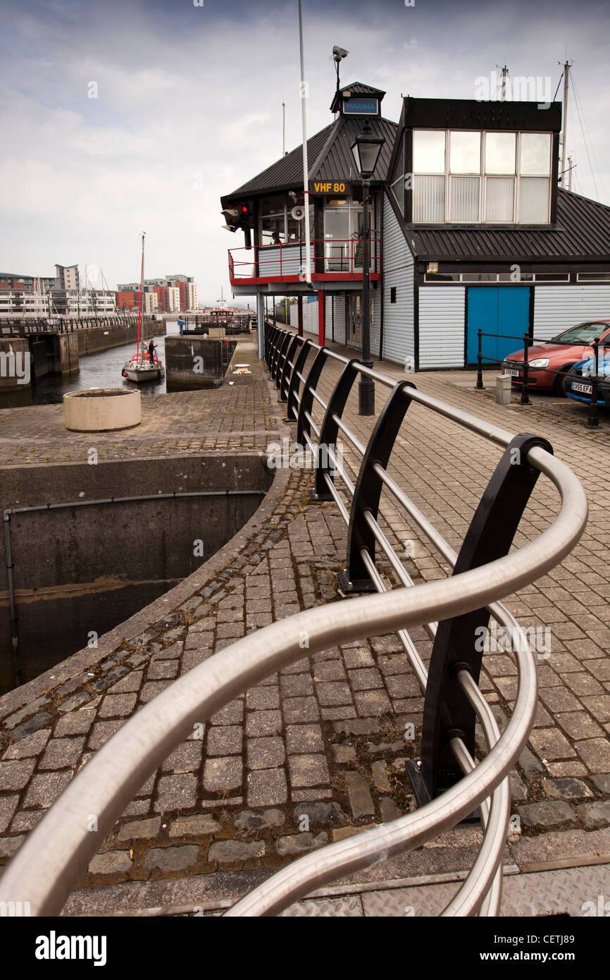 Großbritannien, Wales, Swansea, Hafenamt am Meer in Marina aus Flusses Tawe verriegeln Stockfoto