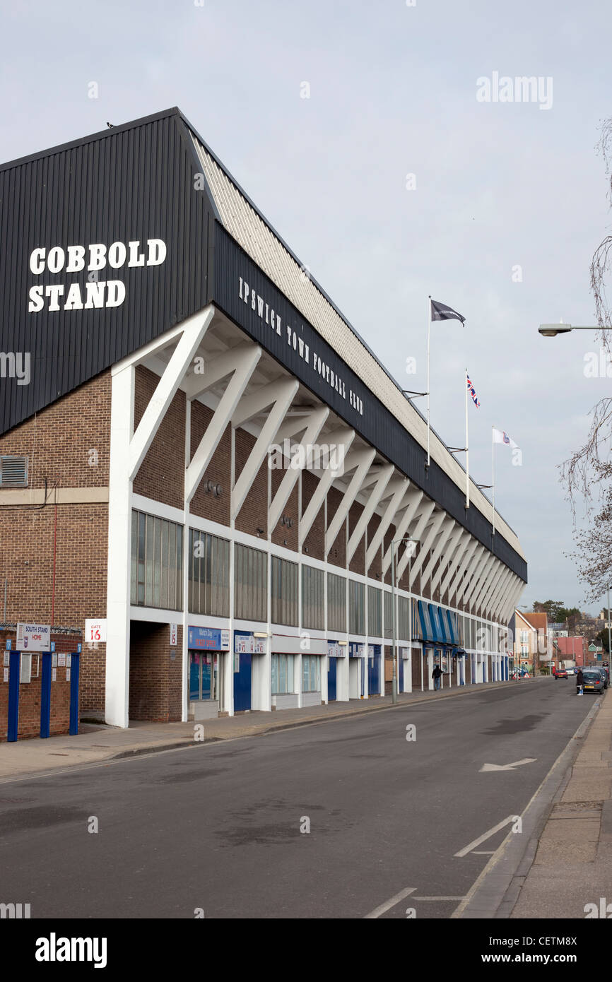 Außerhalb der Ipswich Town Football club Cobbold Stand im Portman Road. Stockfoto
