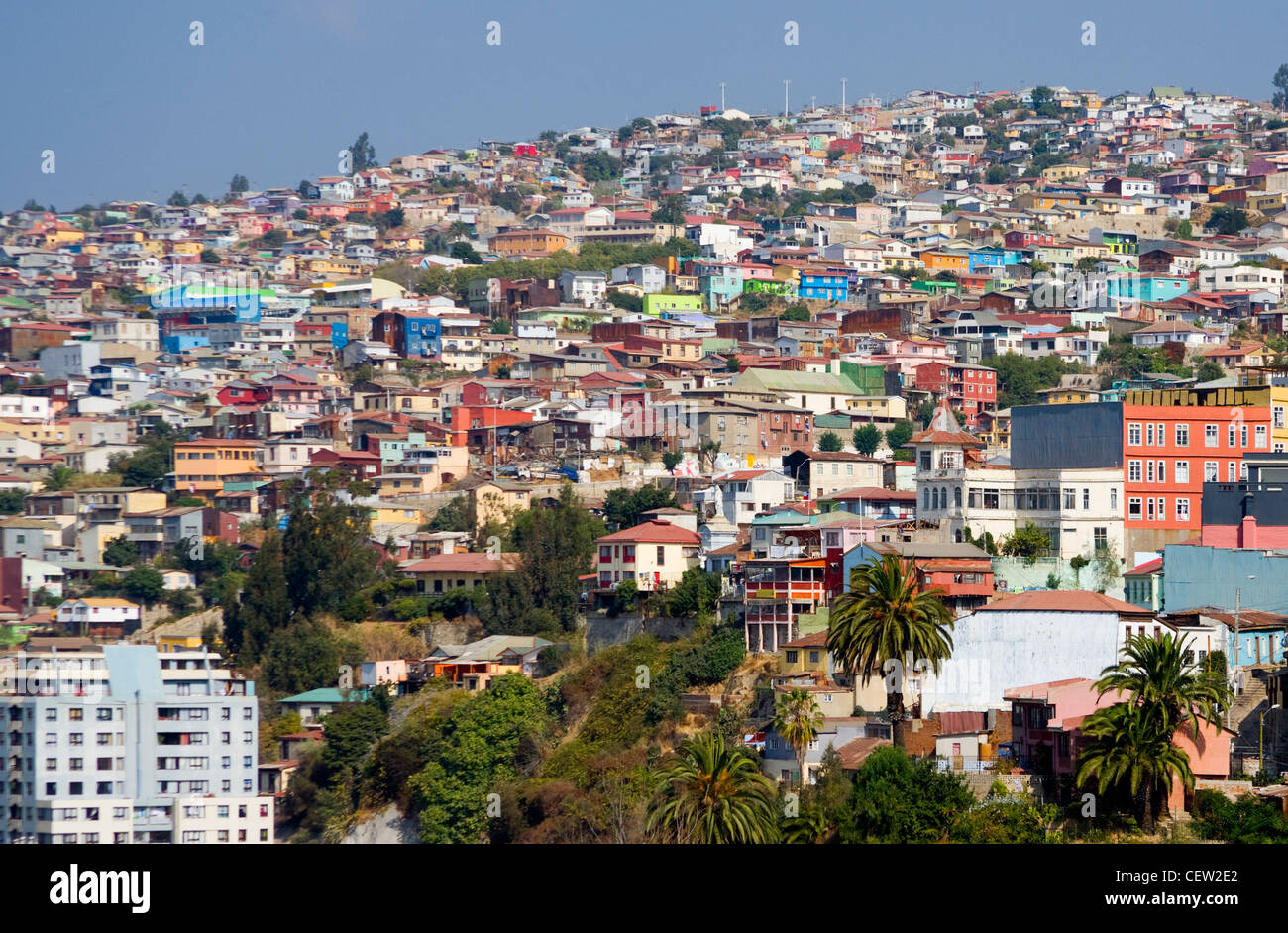 ValparaIso, Chile. Süd-Amerika. Blick auf bunte Gebäude von Cerro Concepción. Stockfoto