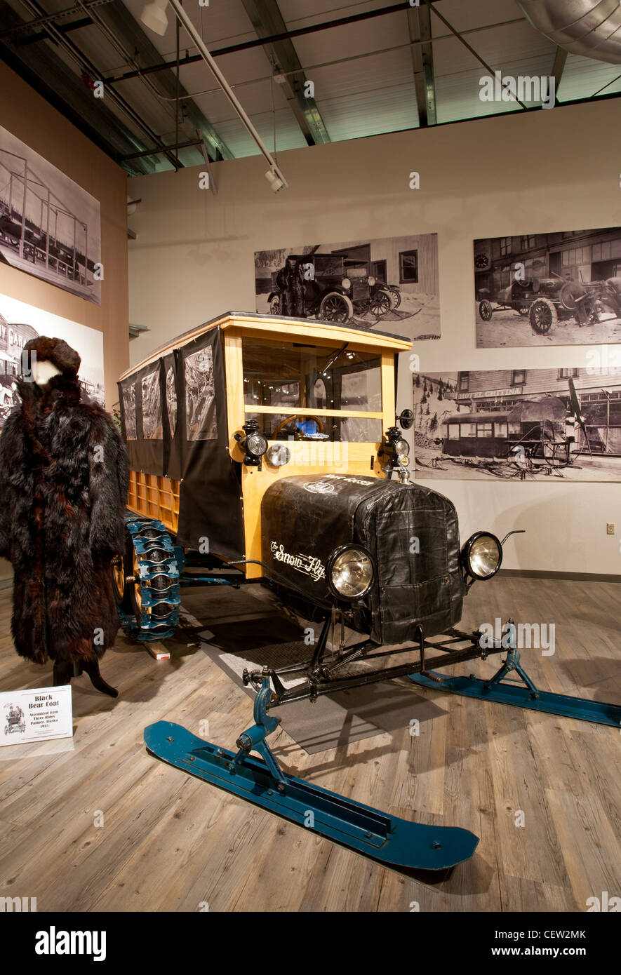 1917 Ford Modell T Schnee Flyer. Fountainhead Antique Auto Museum. Fairbanks. Alaska. USA Stockfoto
