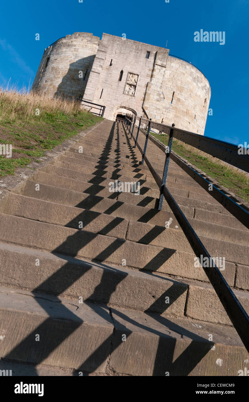 Cliffords Turm, Zentrum von York. Stockfoto