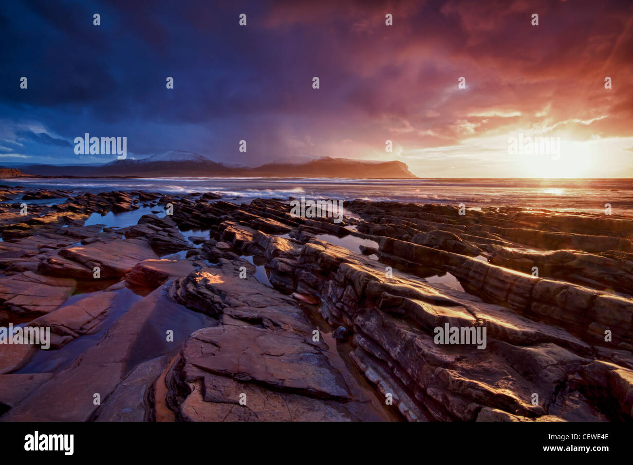 Funkelnde winter Licht bei Warebeth Strand, Orkney Stockfoto