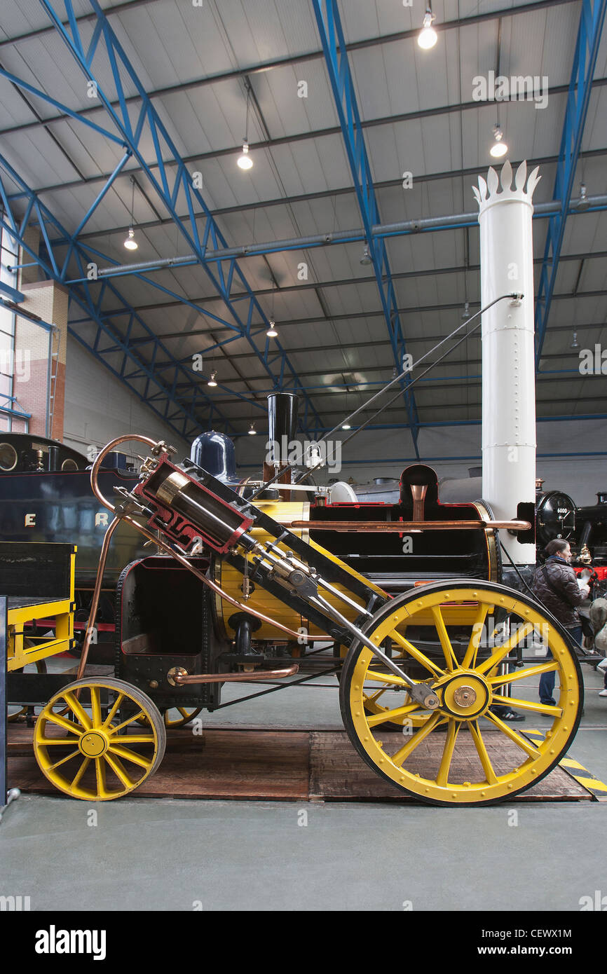 Replik George Stephenson Rakete im National Railway Museum, York, UK Stockfoto