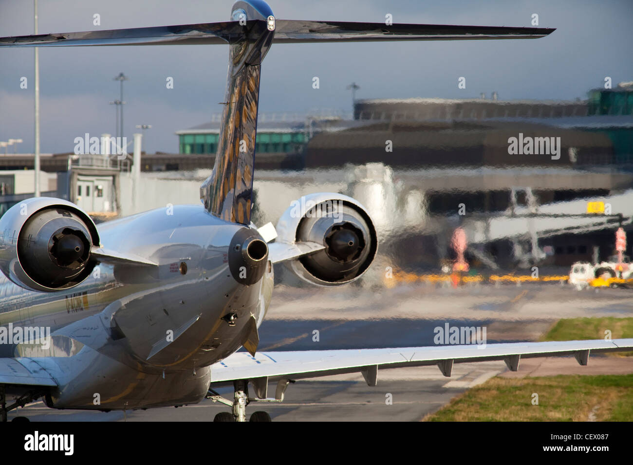 Manchester Flughafen in die Stadt von Manchester innerhalb größerer Manchester, UK. Im Jahr 2010 war es 4. am stärksten frequentierte Flughafen in Großbritannien Stockfoto