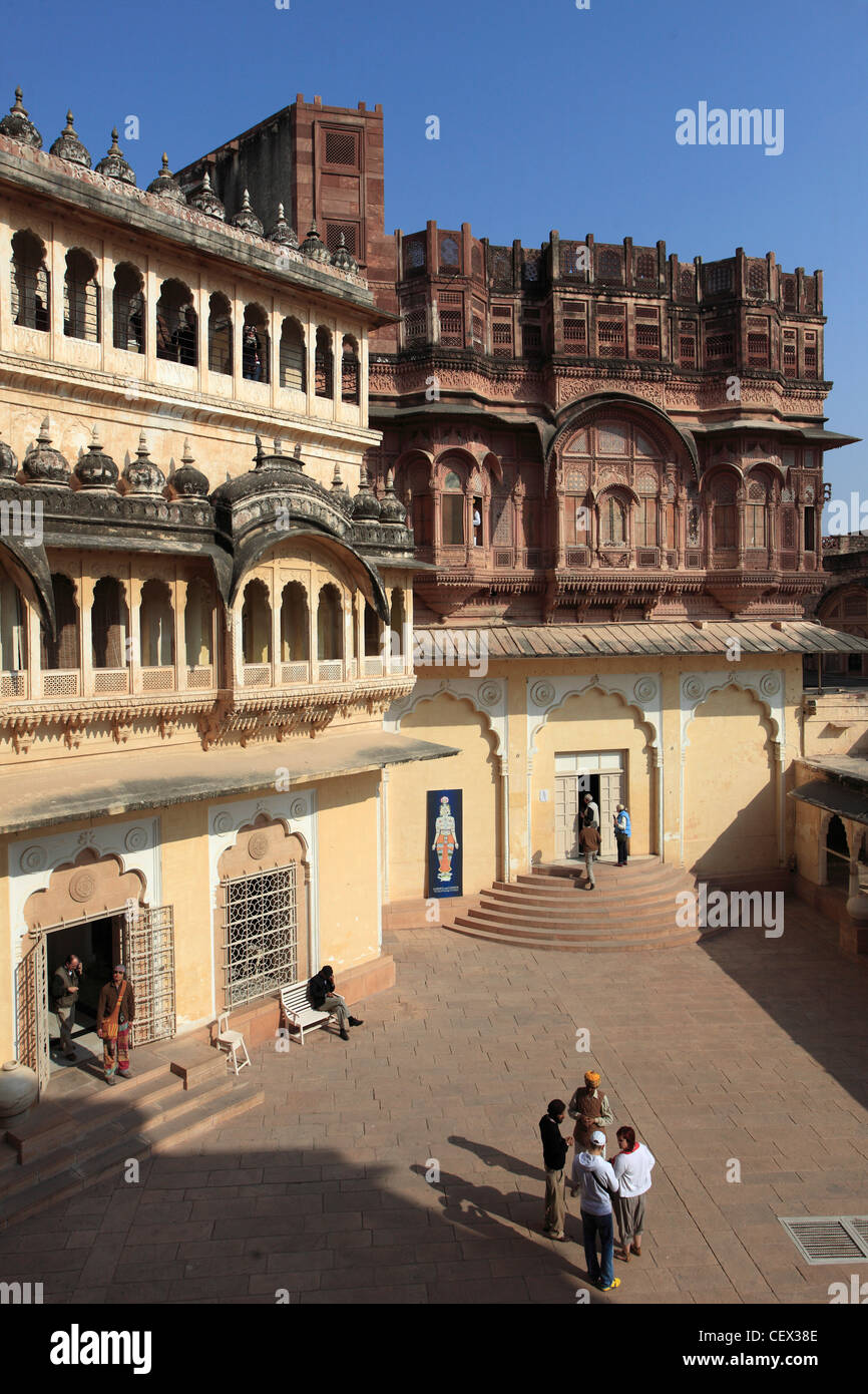 Indien, Rajasthan, Jodhpur, Mehrangarh Fort, Hof, Stockfoto